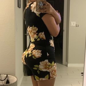 Women’s Half Zipper Flower Print Romper